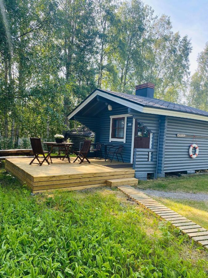 Huhtaniemen Moekkikylae * Veteli