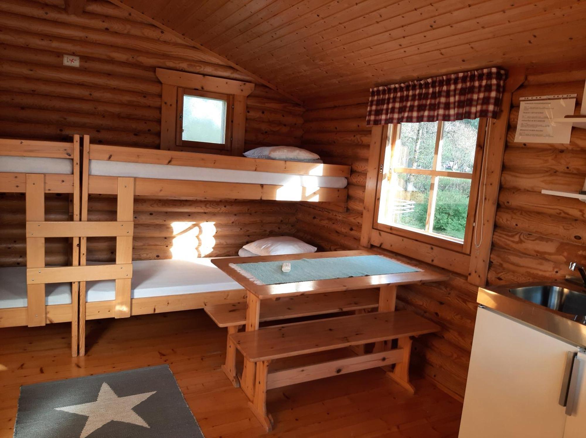 Huhtaniemen Moekkikylae Camping