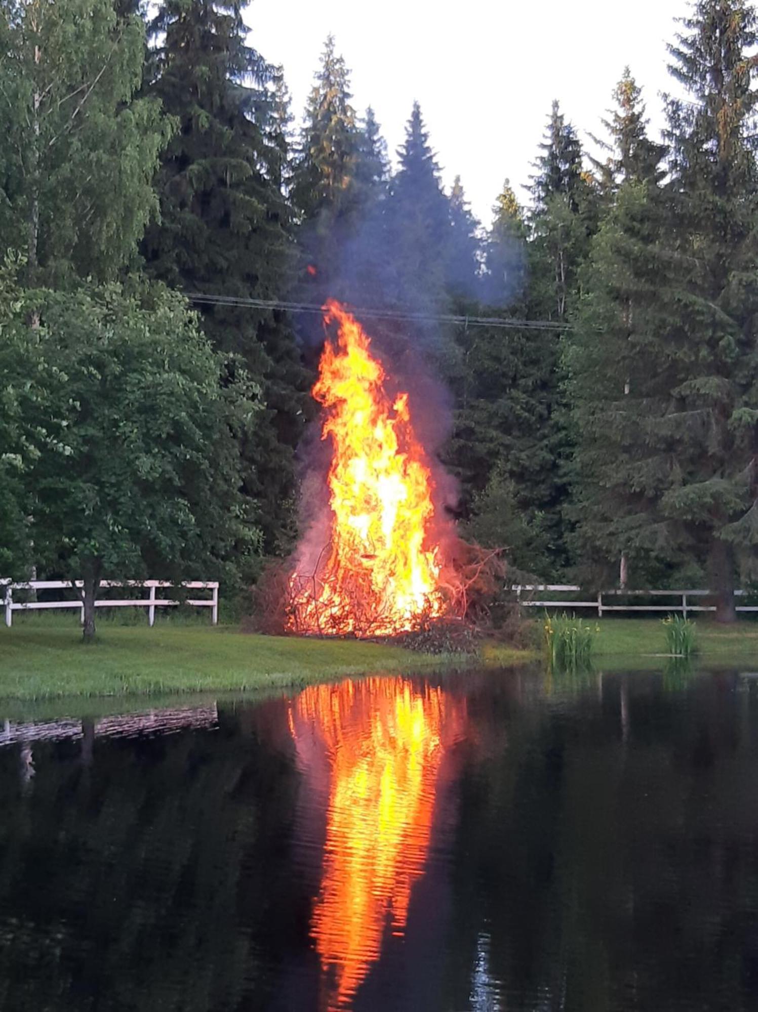 Camping Huhtaniemen Moekkikylae