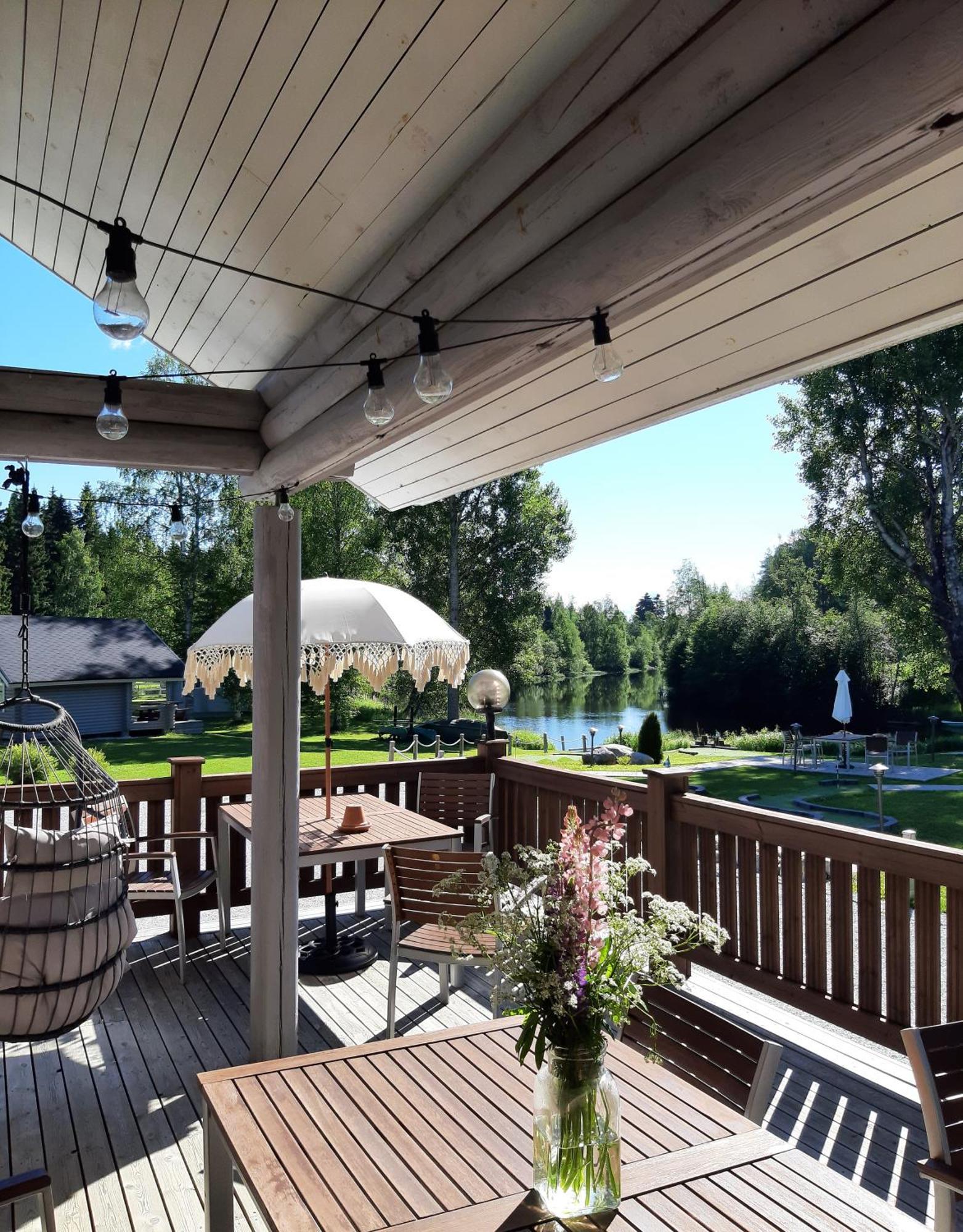 Huhtaniemen Moekkikylae Camping Veteli