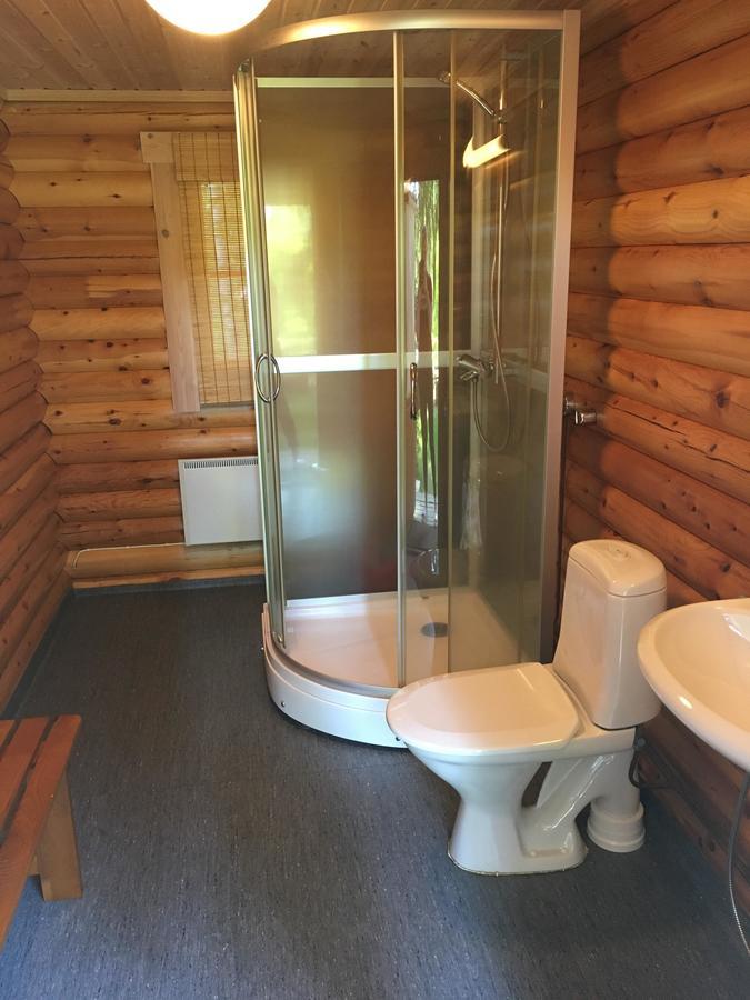 Huhtaniemen Moekkikylae Camping
