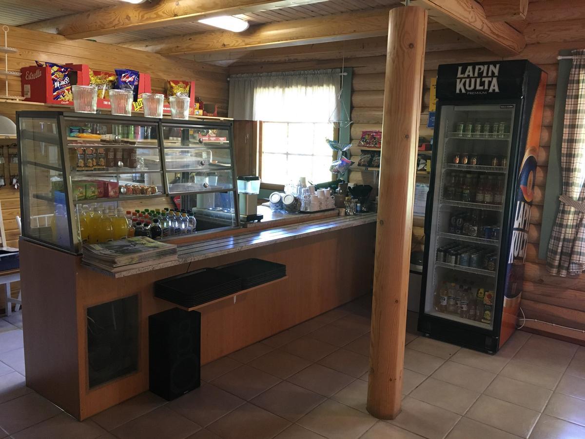 Huhtaniemen Moekkikylae Camping Veteli